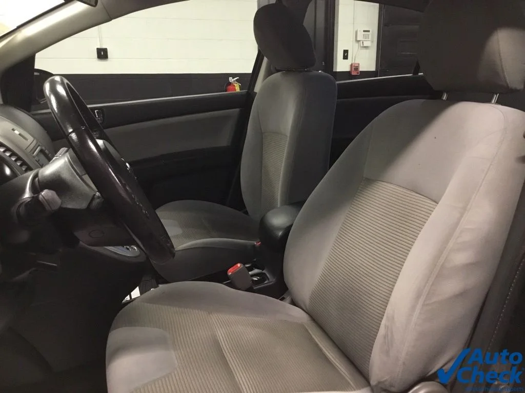 Used 2012 Black Nissan 2.0 SR image 24