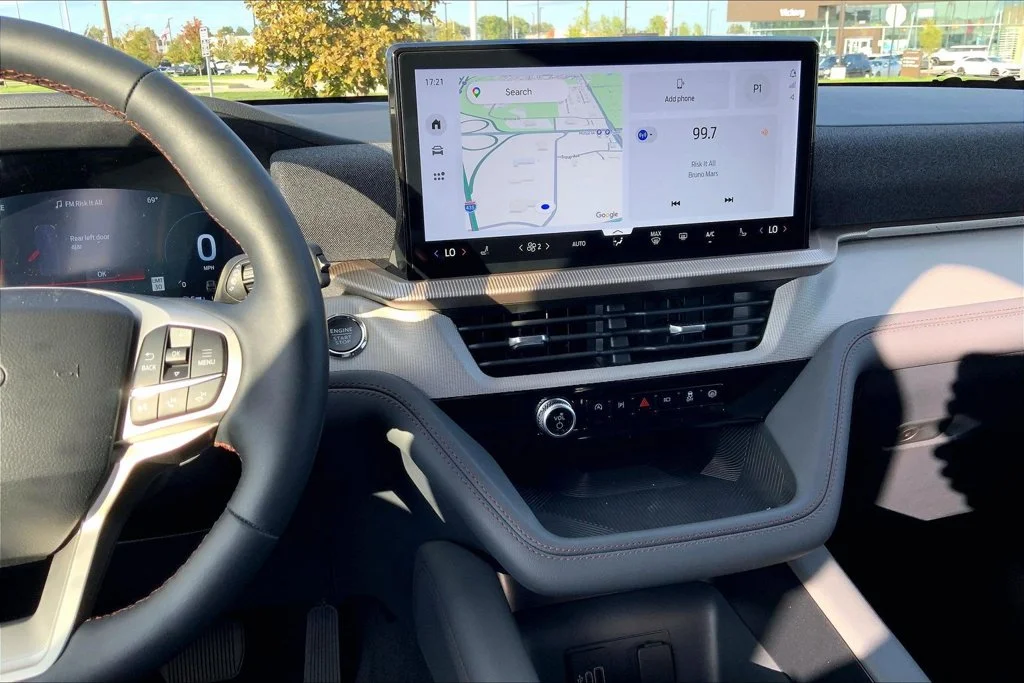 New 2027 Gray Ford Active image 7