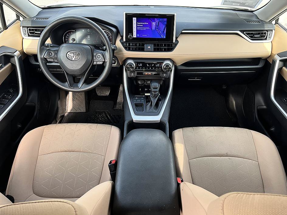 Used 2024 Ice Toyota XLE image 18