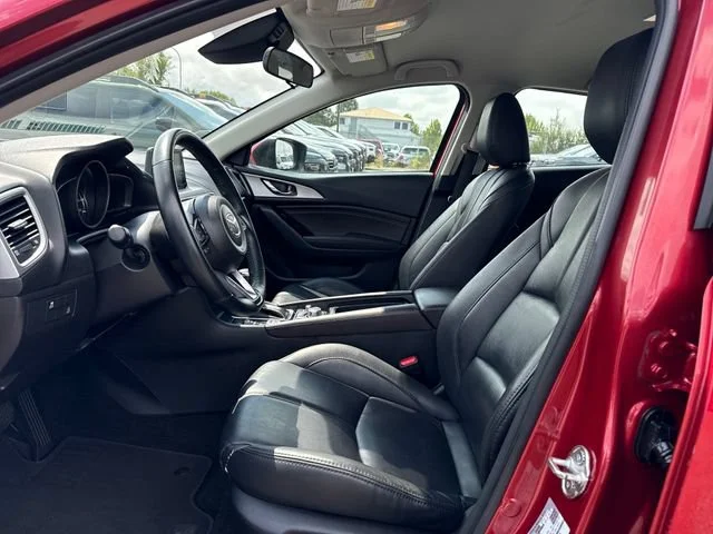 Used 2018 Soul Red Metallic Mazda Touring image 14