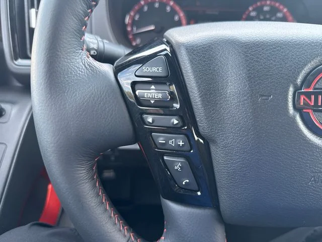 Used 2025 Black Nissan PRO-4X image 30