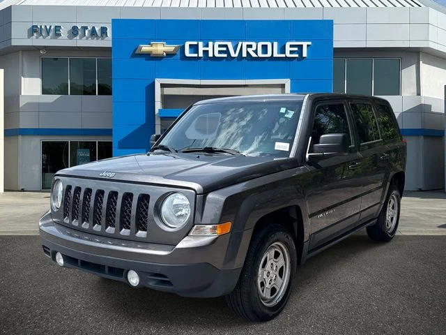 Used 2016 Gray Jeep Sport image 3