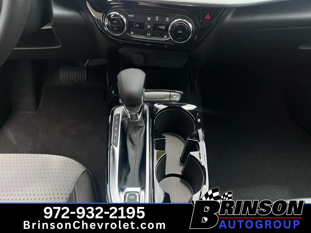 New 2026 Mosaic Black Metallic Chevrolet LT image 11