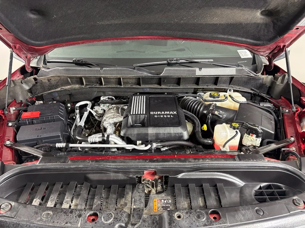 Used 2022 Red Chevrolet LT image 49
