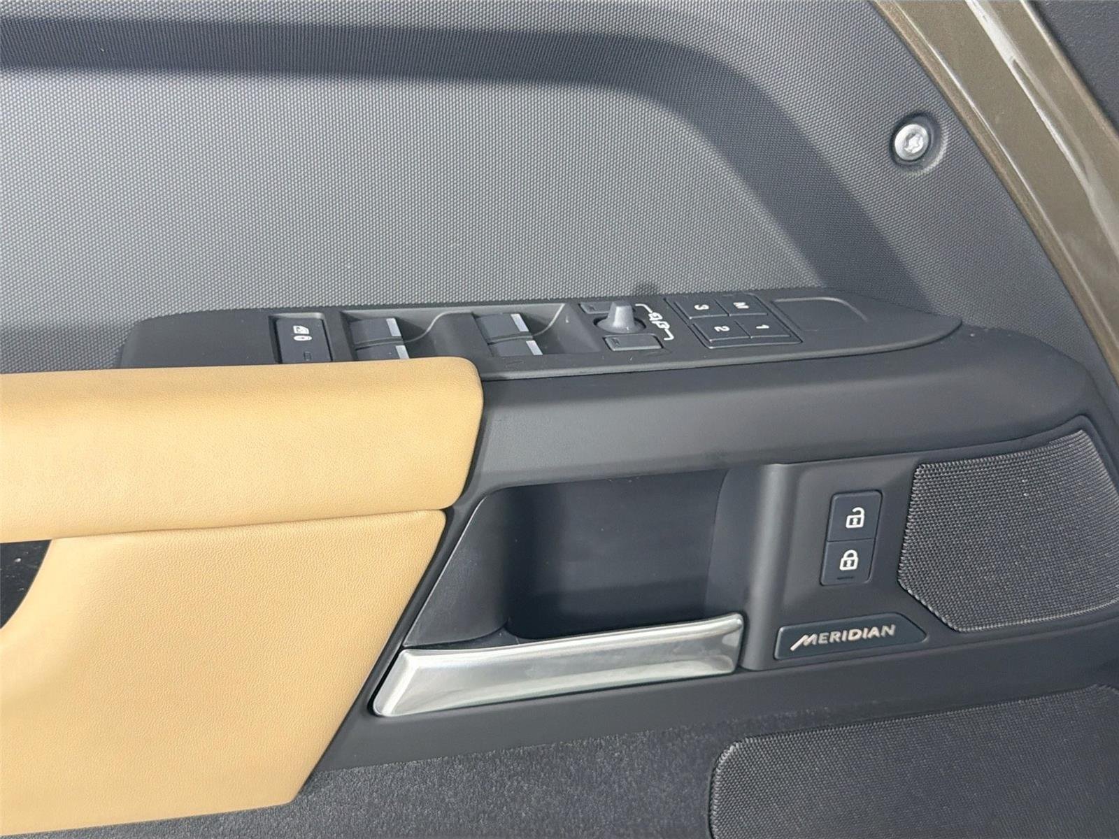 New 2026 Gondwana Stone Land Rover 110 S P300 image 17