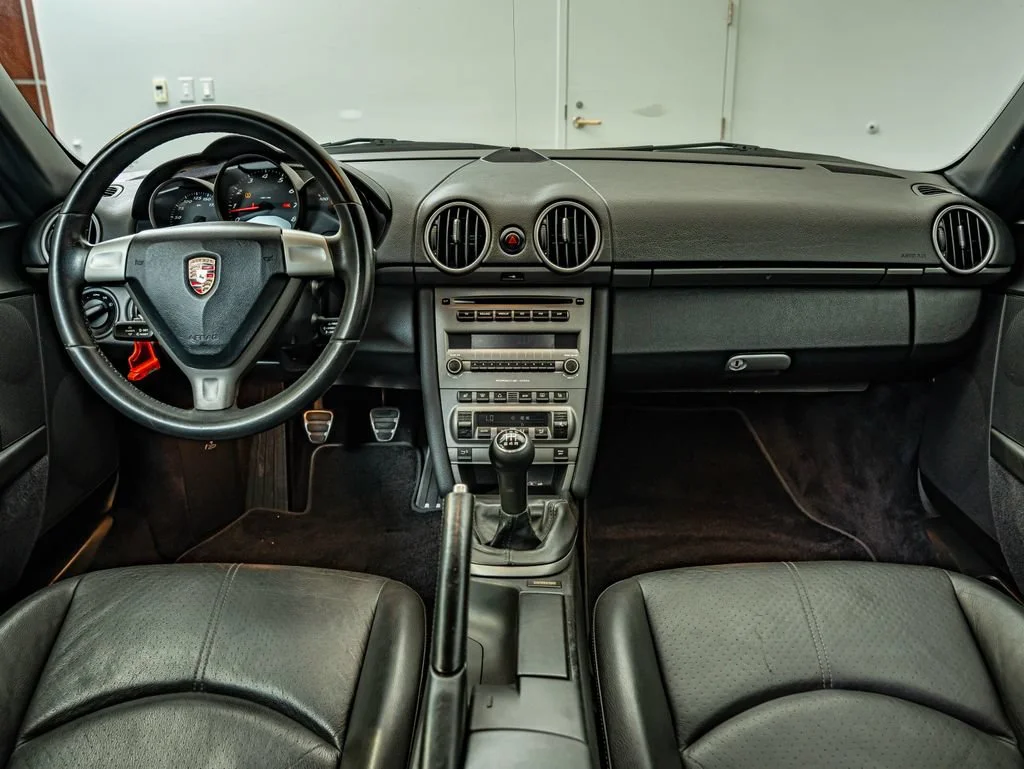 Used 2007 Arctic Silver Metallic Porsche  image 6