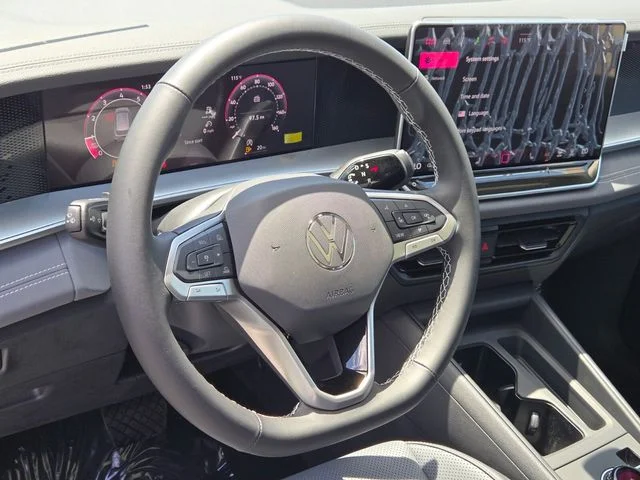 New 2026 White Volkswagen 2.0T SE image 10