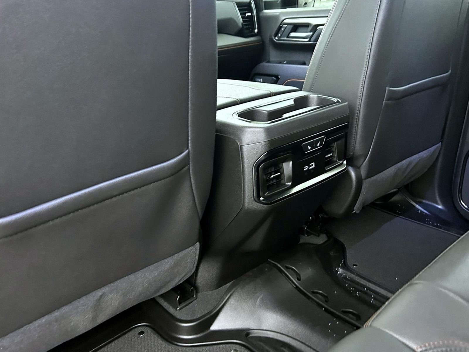 Used 2025 Black GMC AT4 image 22