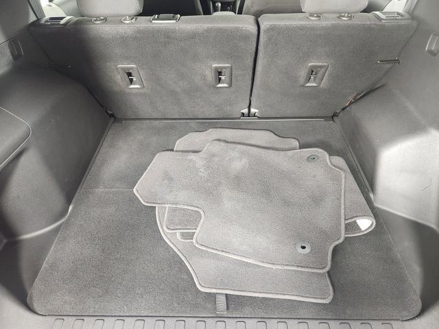 Used 2021 White Chevrolet LS image 19