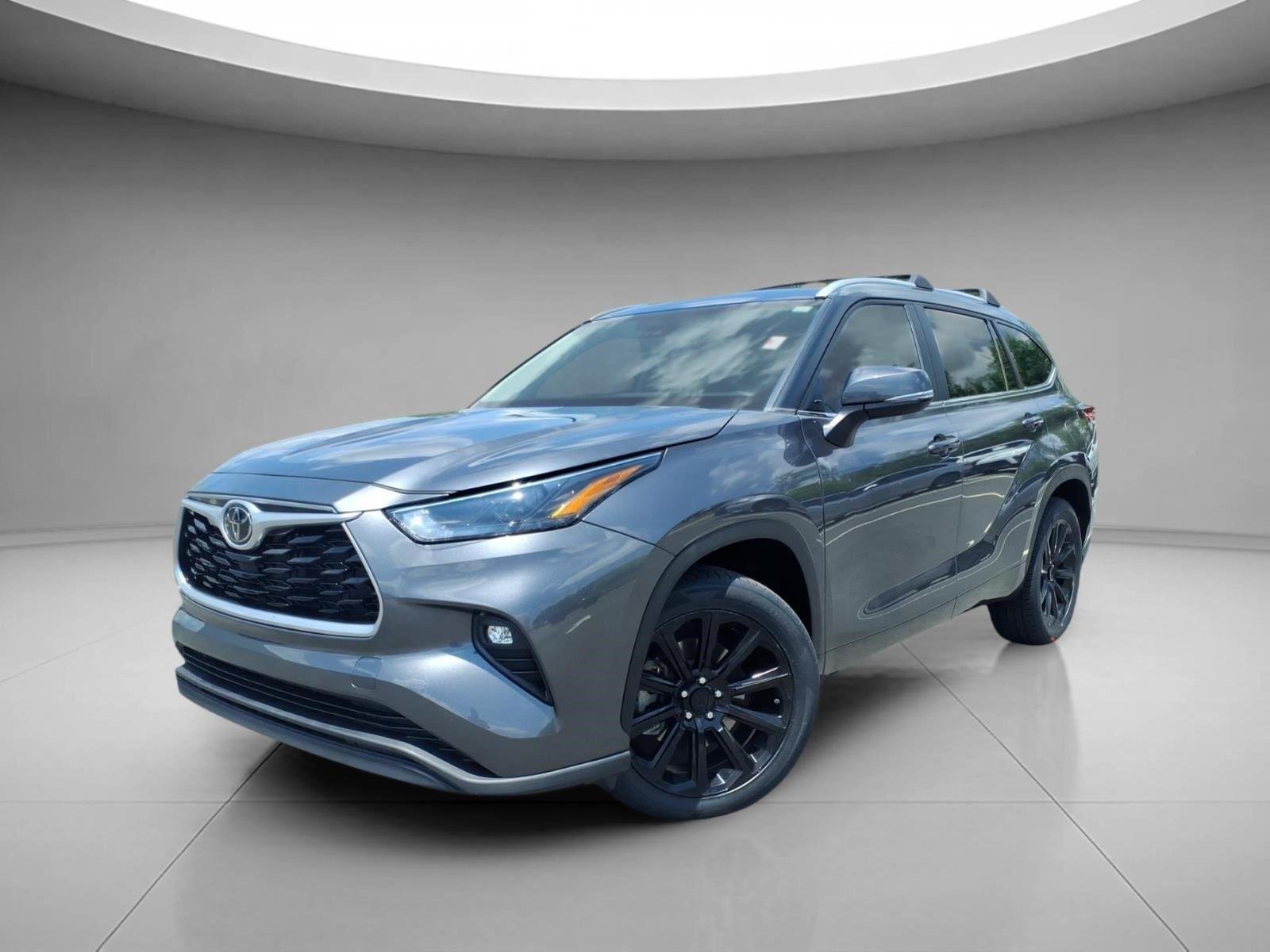Used 2023 Magnetic Gray Metallic Toyota XLE image 1