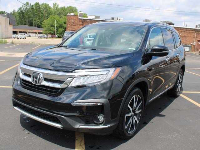 Used 2019 Crystal Black Pearl Honda Elite image 2