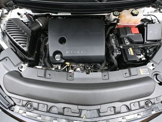 Used 2019 White Buick Essence image 51