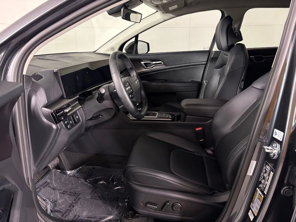 New 2026 Gray Kia EX image 16