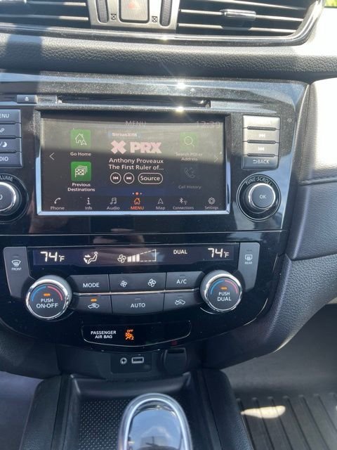 Used 2018 Brilliant Silver Nissan SV image 18
