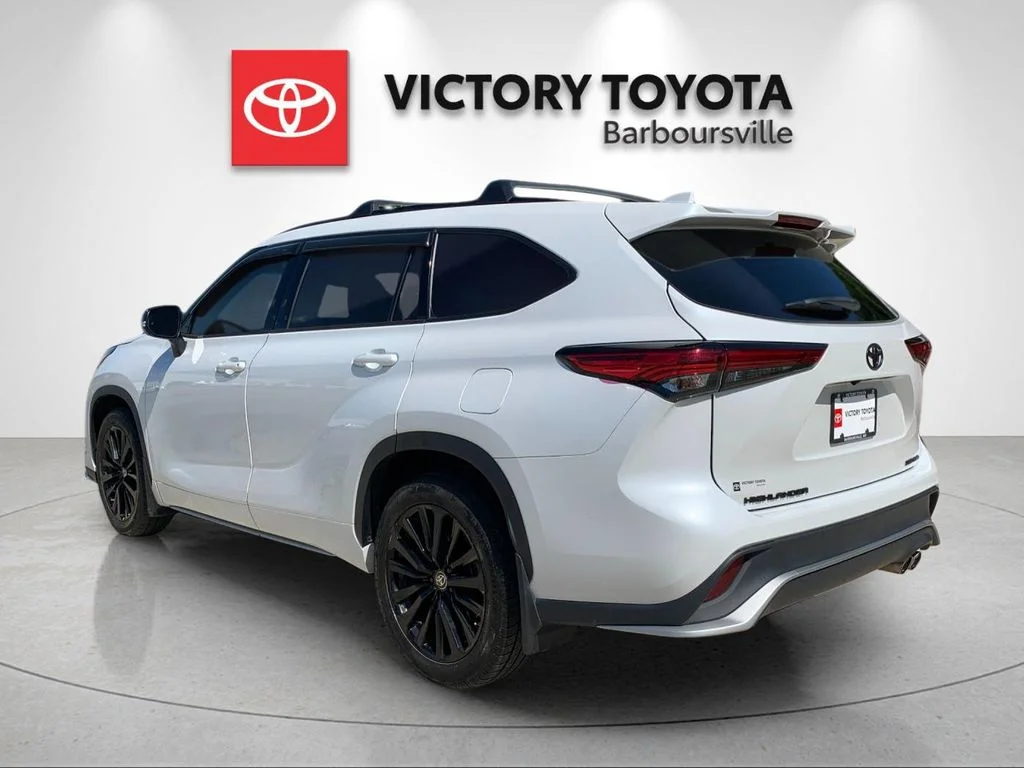 Used 2023 Beige Toyota XSE image 3