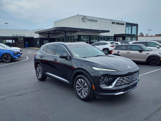 Used 2025 Black Buick Preferred image 1