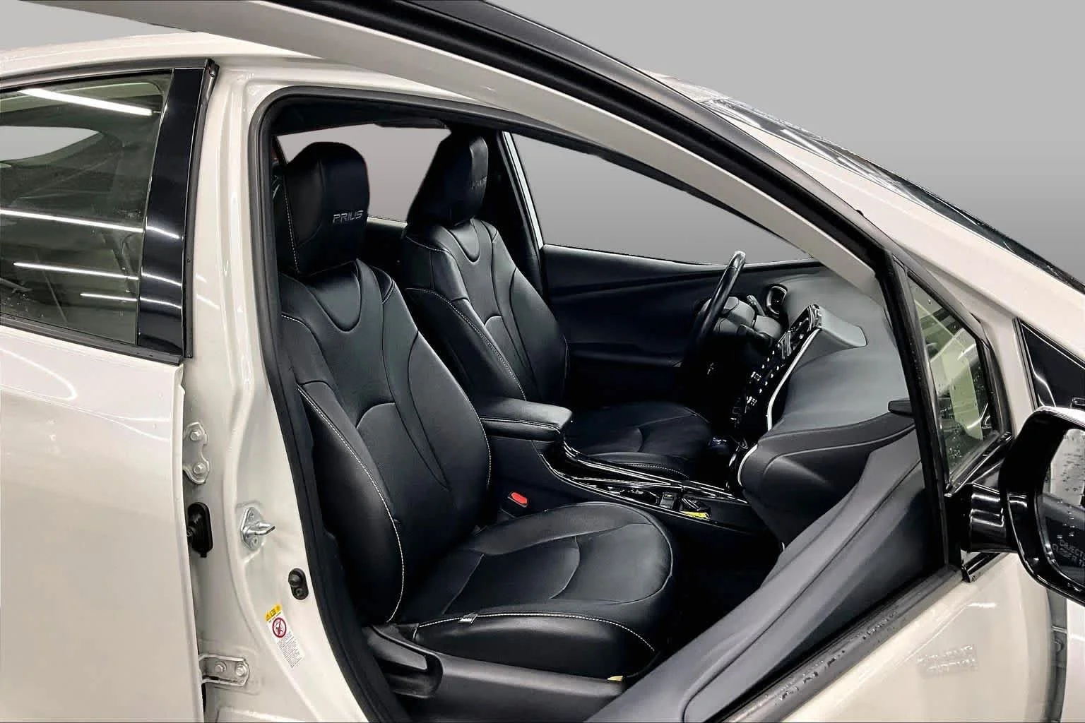 Pre-Owned 2020 Toyota Prius Prime LE