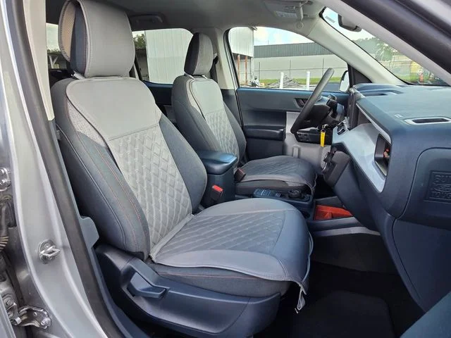 Used 2022 Silver Ford XLT image 16