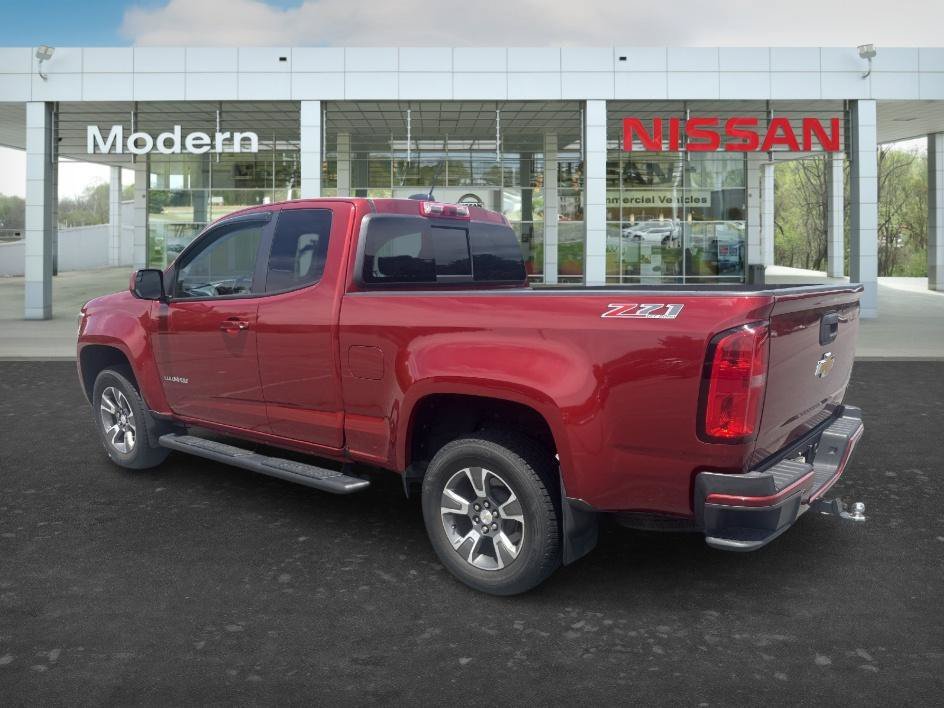 Used 2016 Red Rock Metallic Chevrolet 4WD Z71 image 3