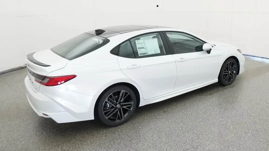 New 2026 Wind Chill Pearl Toyota XSE image 18