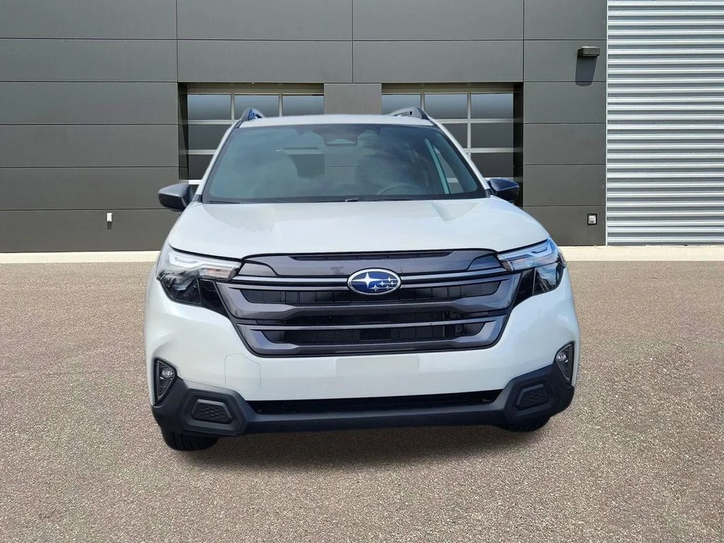 New 2026 CRYSTAL WHITE PEARL Subaru Premium image 7
