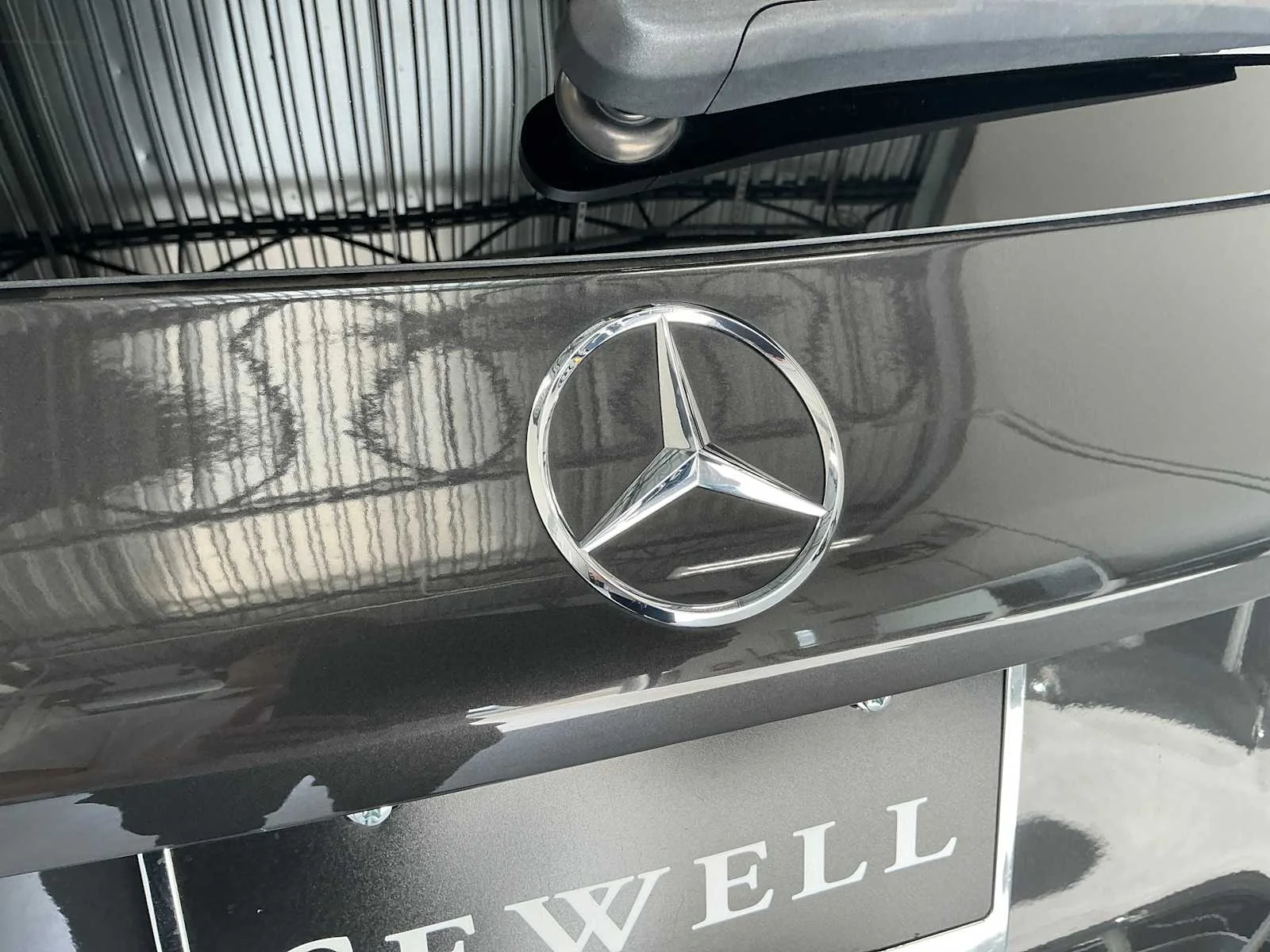 Certified Used 2022 Graphite Grey Metallic Mercedes-Benz GLC 300 image 11