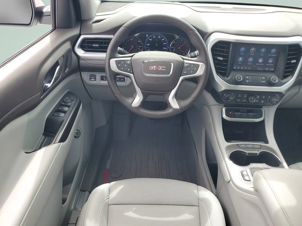 Used 2023 White Frost Tricoat GMC SLT image 12