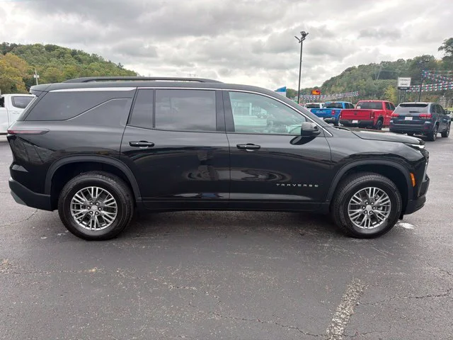 New 2027 Mosaic Black Metallic Chevrolet LT image 9
