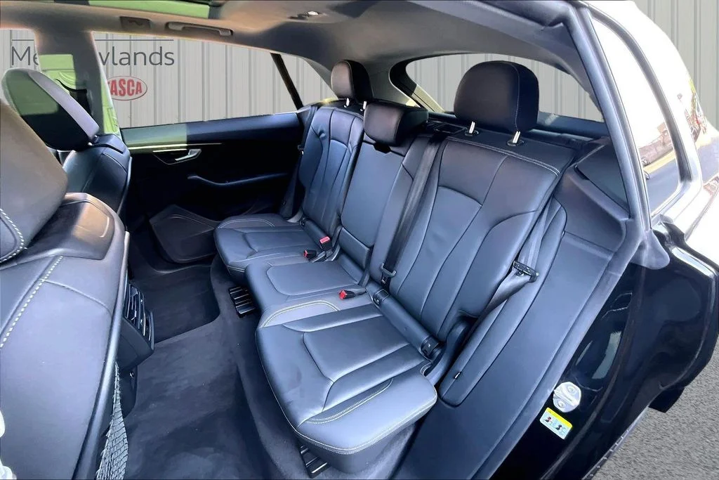 Used 2023 Black Audi 55 Premium image 22
