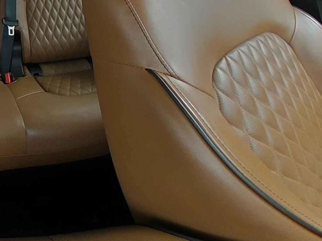 Used 2024 Beige INFINITI Sensory image 14