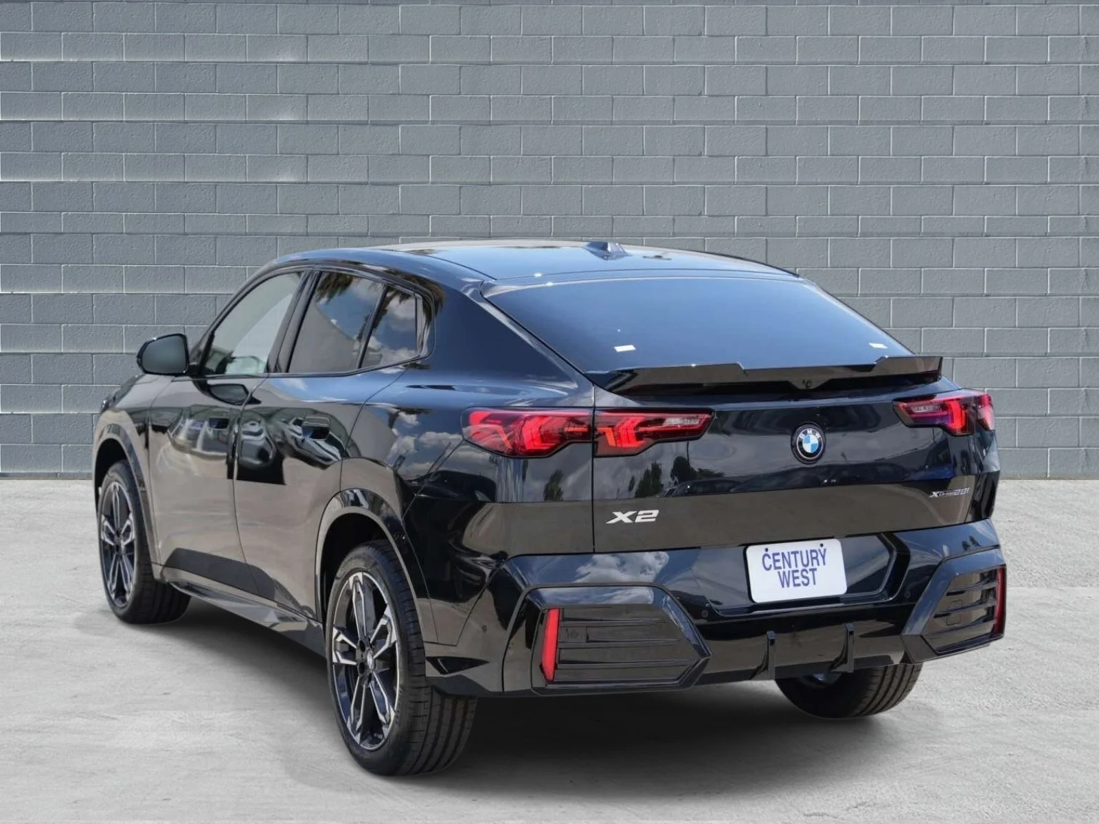 New 2026 Black Sapphire Metallic BMW xDrive28i image 3