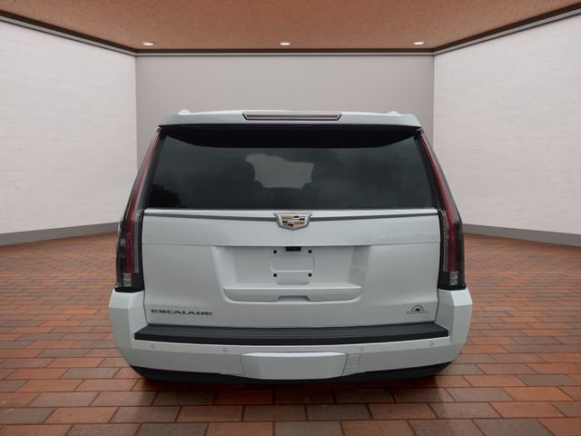 Used 2018 Crystal White Cadillac Premium image 35