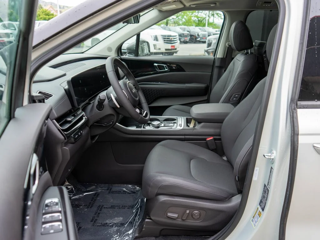 New 2026 Ivory Silver Kia SX Prestige image 11