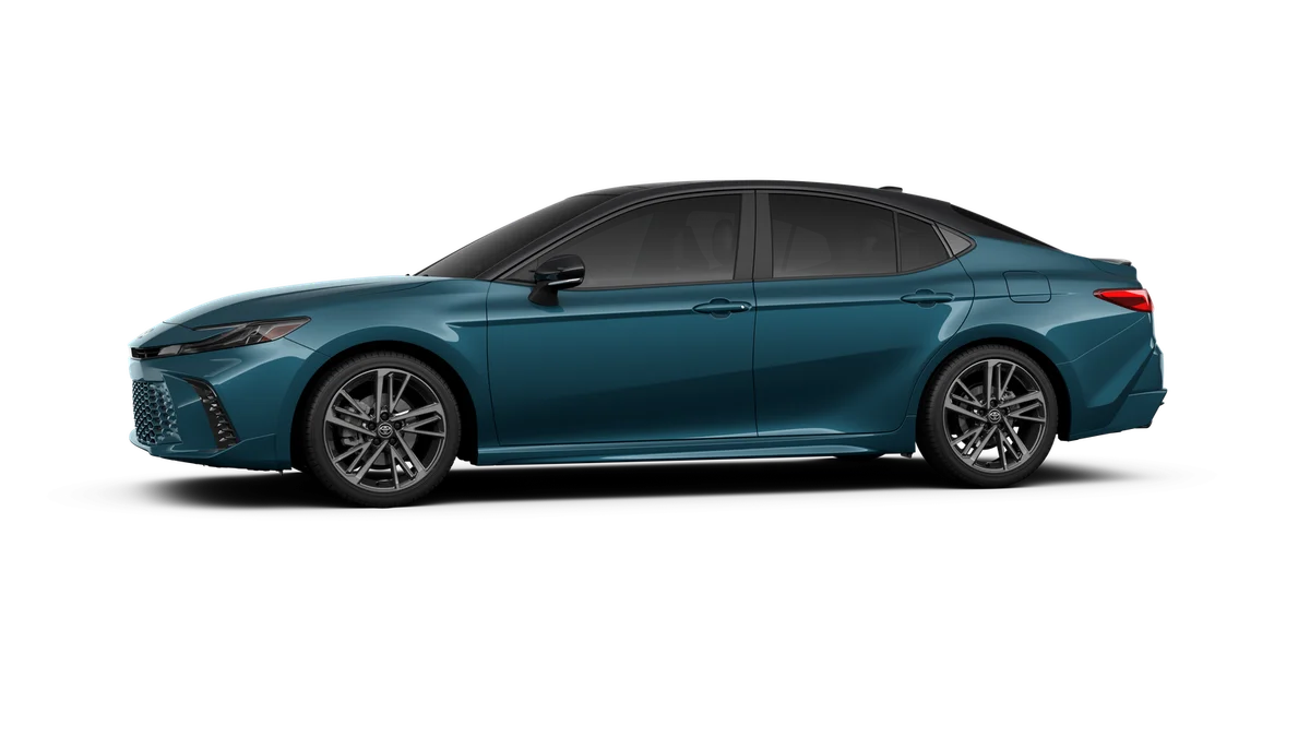 New 2026 Ocean Gem with Midnight Black Metallic roof Toyota XSE image 3