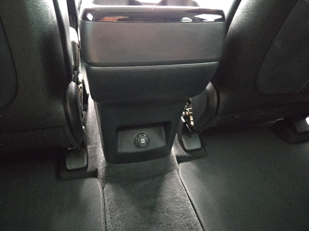 Used 2020 White Kia LX image 11