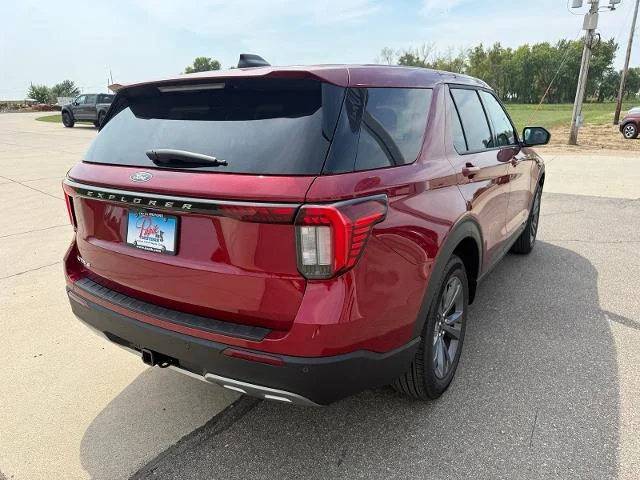 New 2027 Ruby Red Metallic Tinted Clearcoat Ford Active image 40