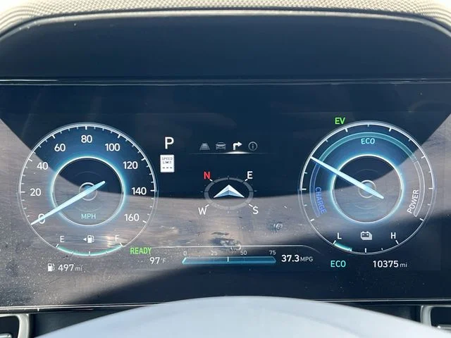 Used 2025 Red Hyundai SEL Sport image 27