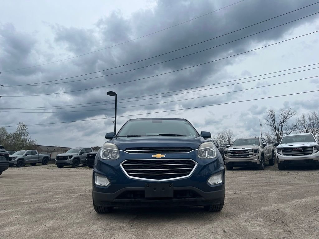 Used 2017 Patriot Blue Metallic Chevrolet LT image 3