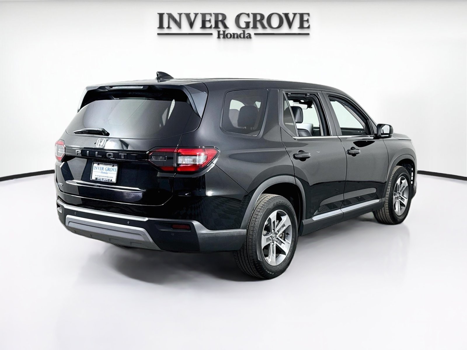 Certified Used 2024 Crystal Black Pearl Honda AWD EX-L image 26