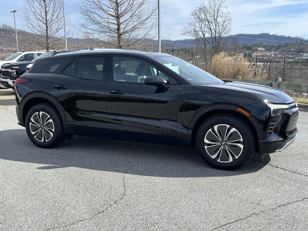 2025 Chevrolet Blazer EV LT - Photo 35