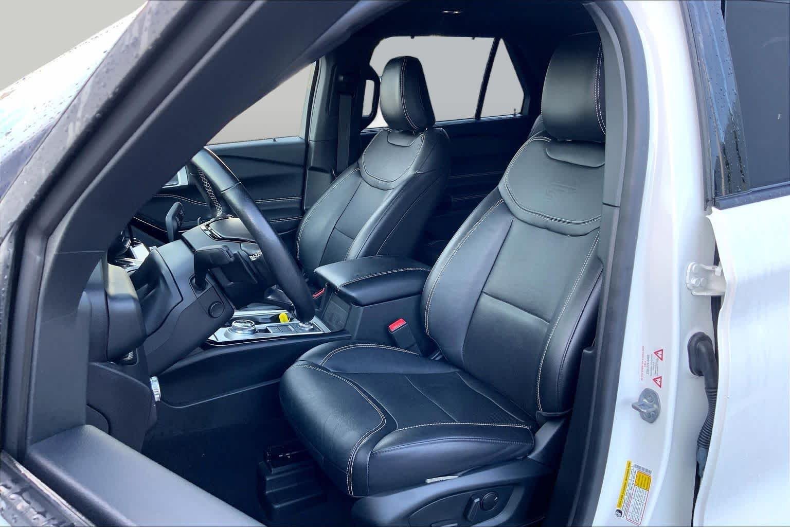 Used 2022 Star White Metallic Tri-Coat Ford ST image 8