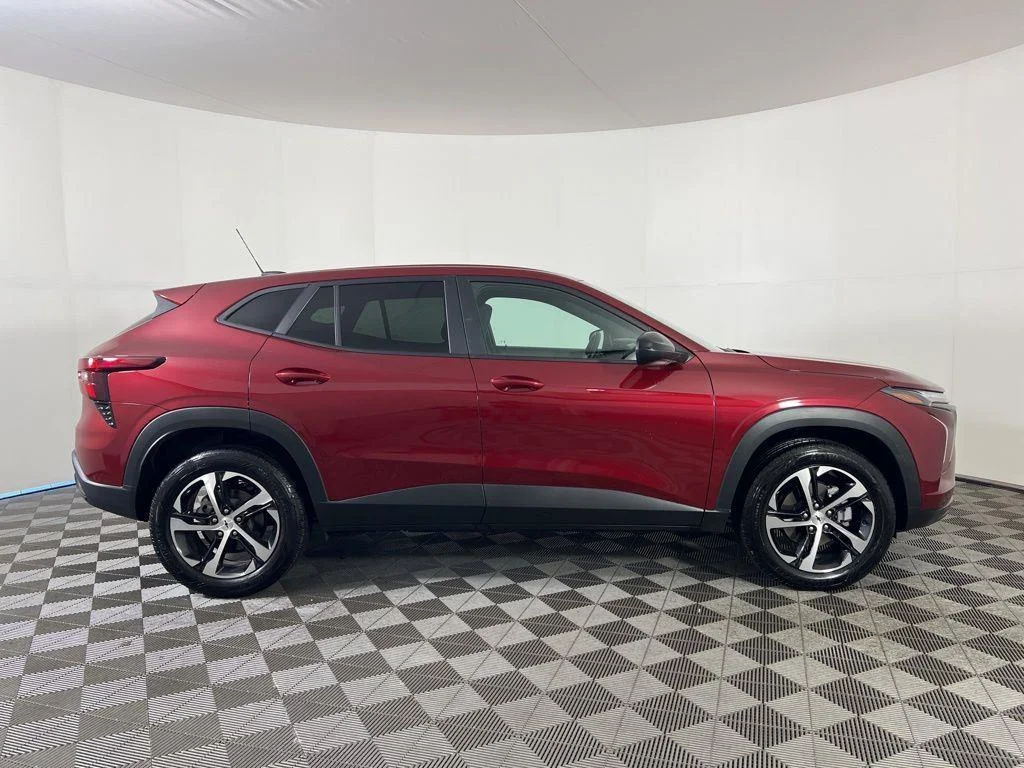Used 2024 Crimson Chevrolet 1RS image 22