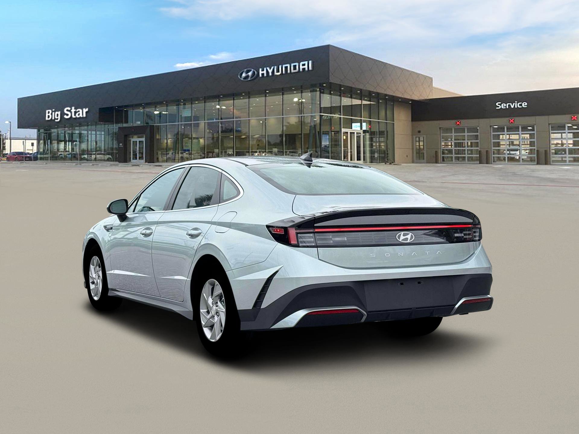 New 2026 Aero Silver Hyundai SE image 5