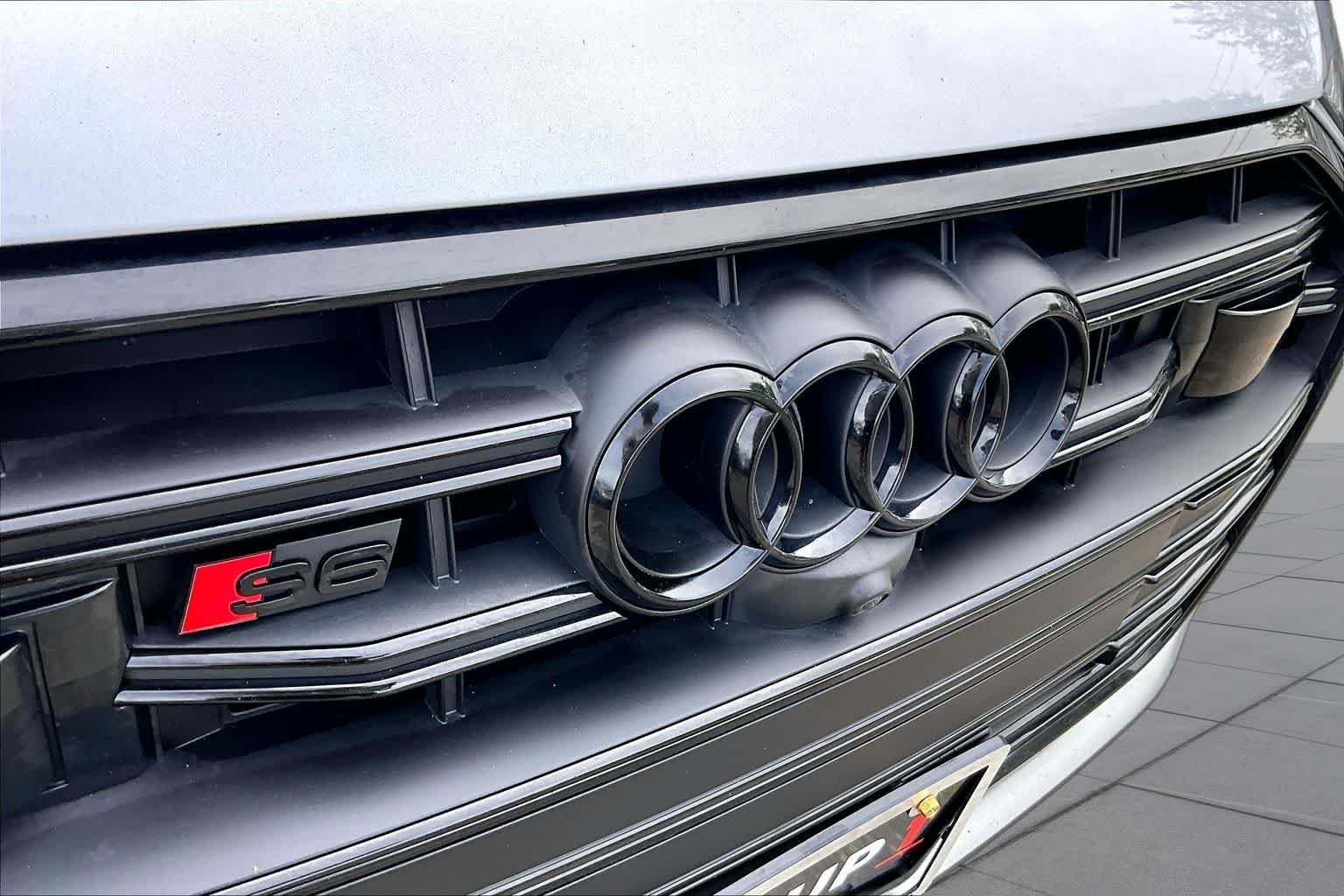 Used 2023 Florett Silver Metallic Audi Prestige image 29