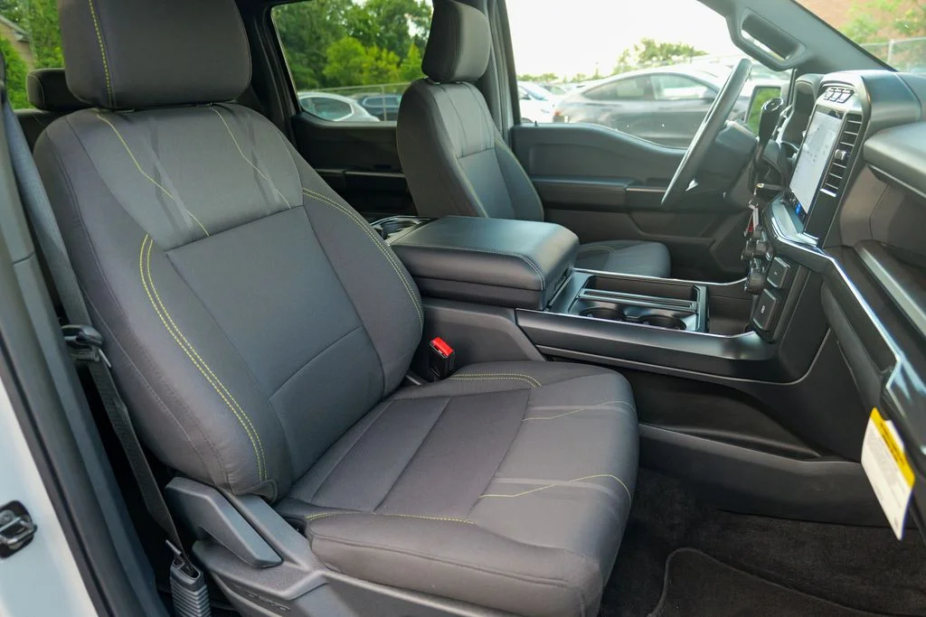Used 2024 Avalanche Ford STX image 39