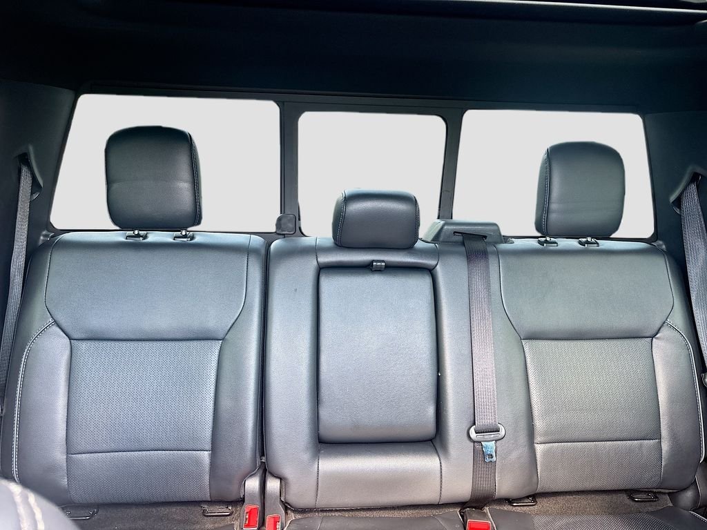 Used 2024  Ford Lariat image 22
