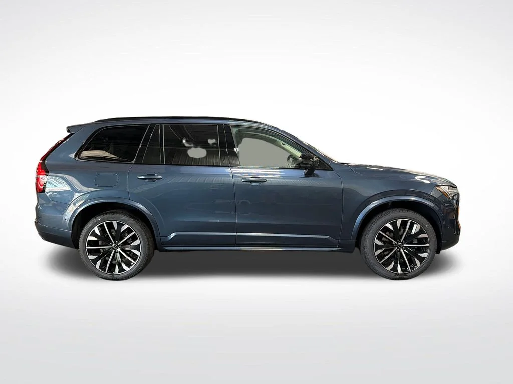 New 2027 Denim Blue Volvo Ultra image 4