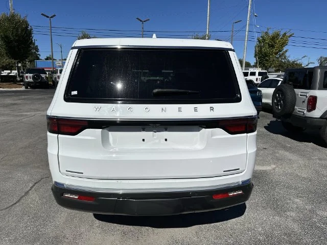 Used 2022 White Jeep Series II image 26