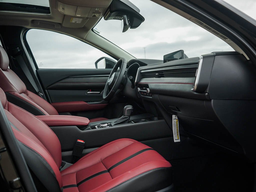 New 2026 Wind Chill Pearl Mazda Premium AWD image 11