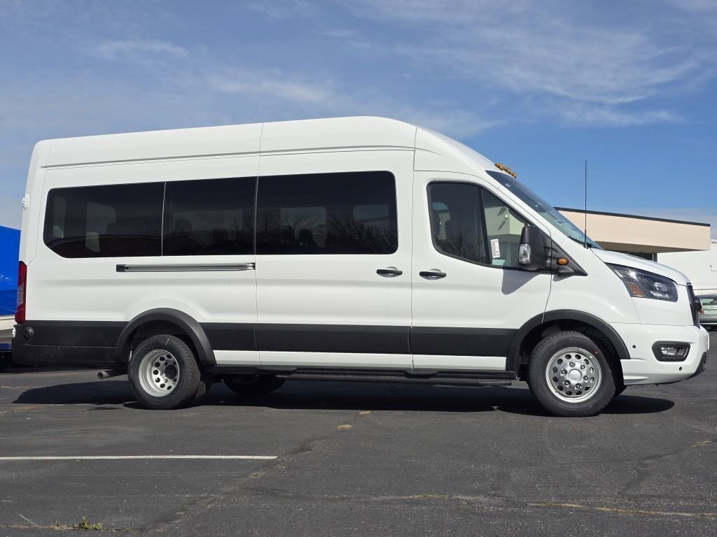 New 2026 Oxford White Ford XLT image 23